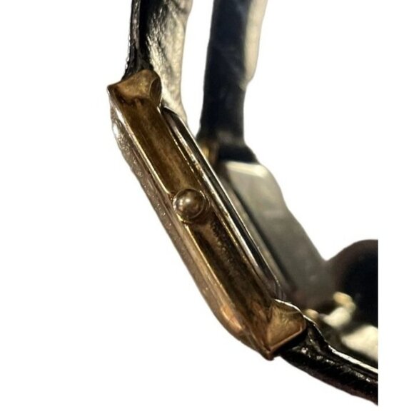 Rare Vintage 1992 Guess Watch Square Gold Mirrored Dial Water Resistant New Batt - Picture 6 of 7